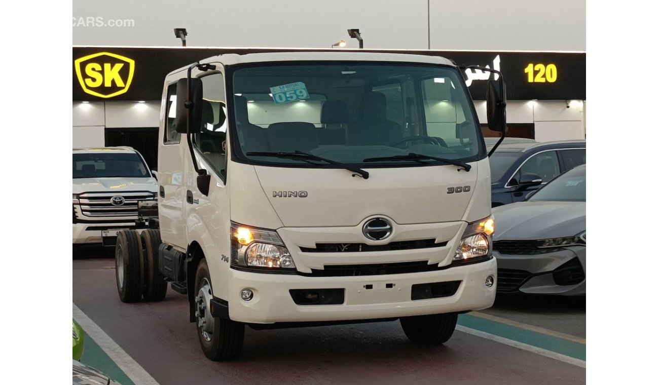 Hino 300 CHASSIS 714, D/CABIN, V6, DSL, M/T