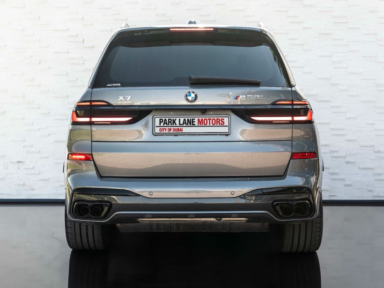 BMW X7 M60i XDRIVE