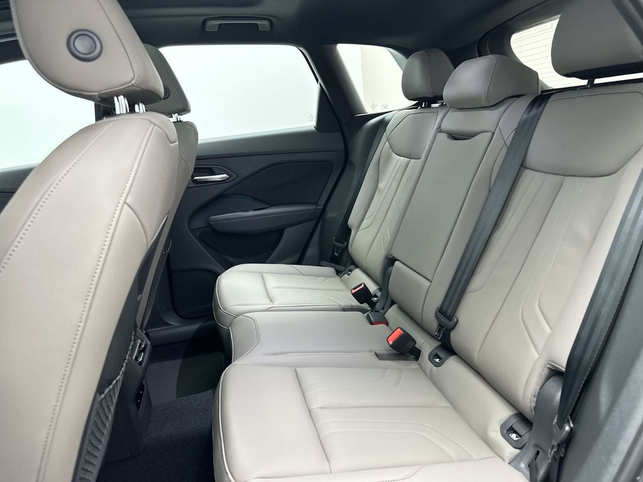 Audi Q3 SUV TFSI quattro 204hp Premium Edition (Ref# 21143)