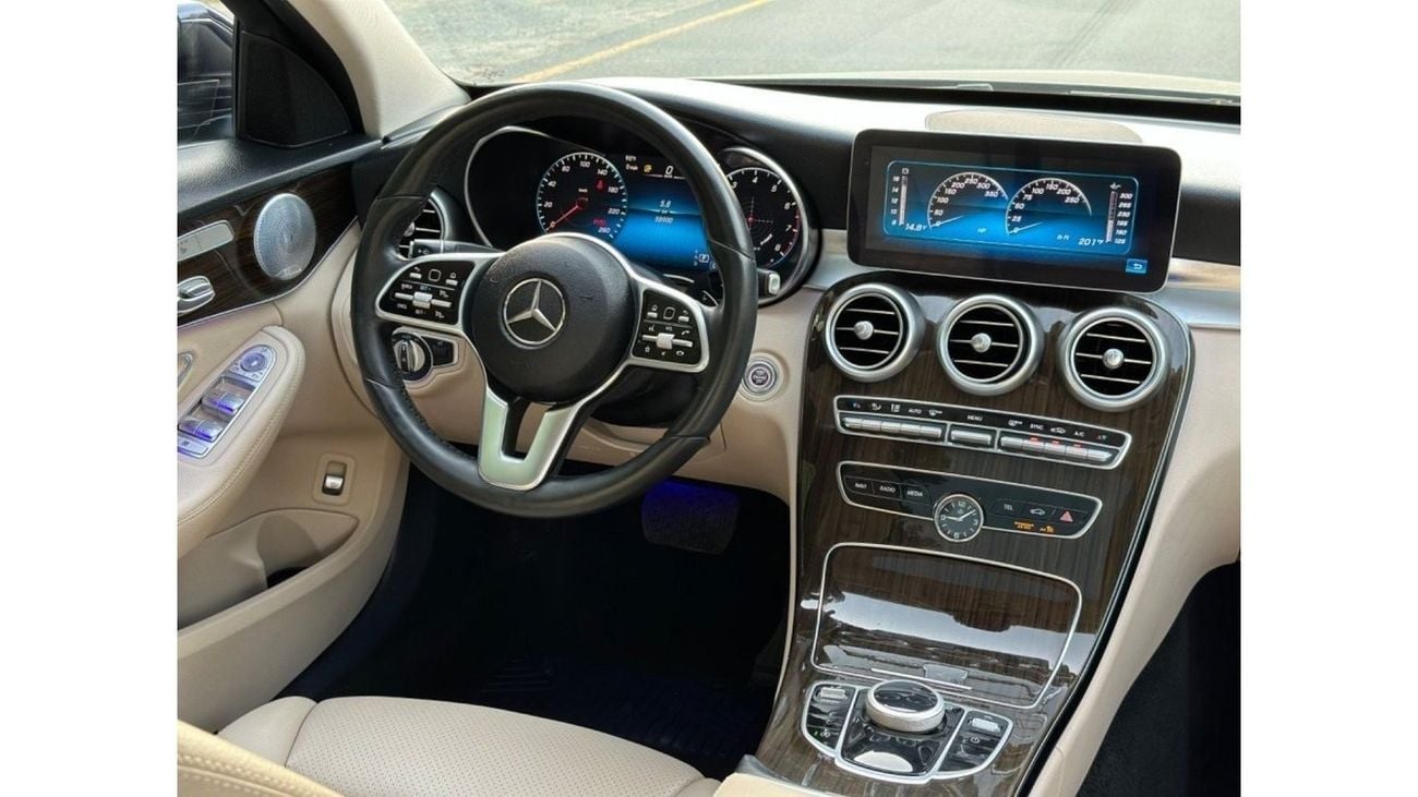 Mercedes-Benz C 300 Premium +