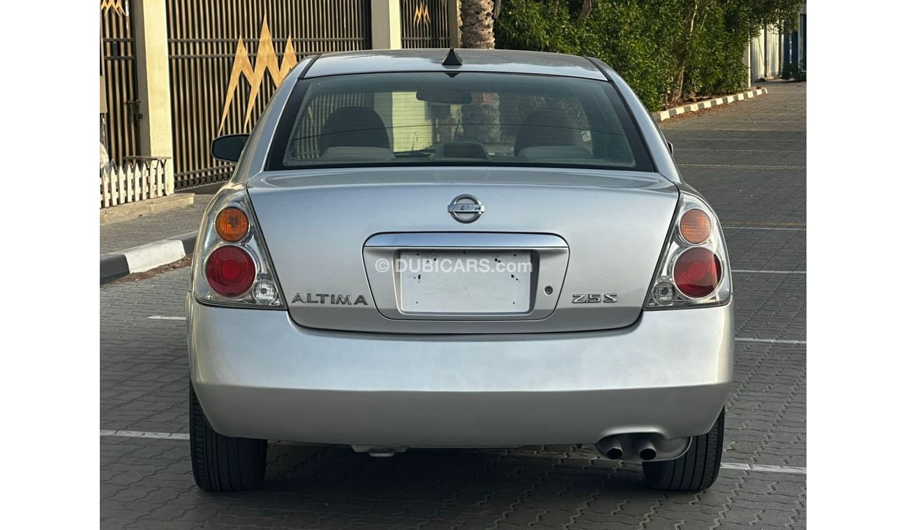 Nissan Altima