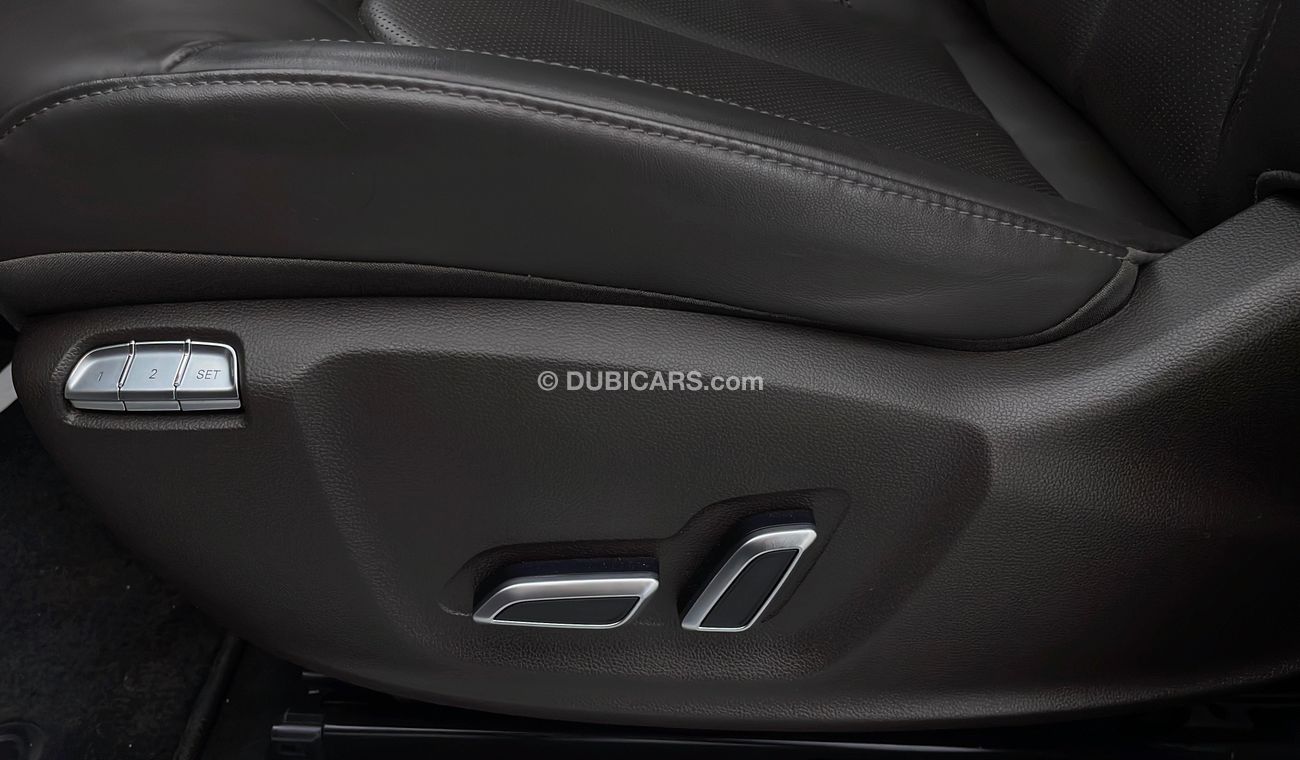 أم جي RX8 LUX 2000