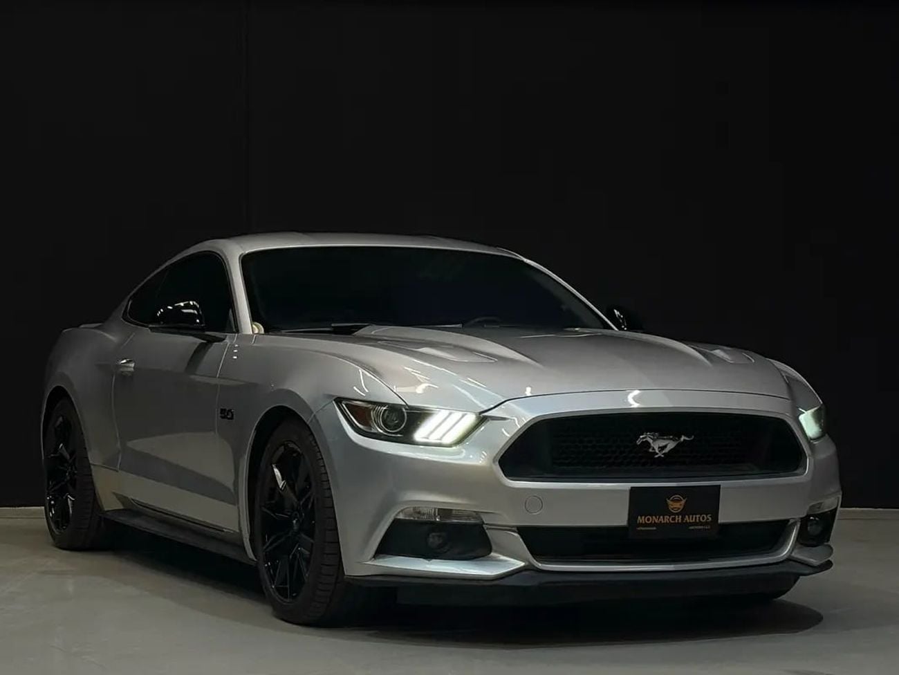 Ford Mustang GT GCC Specs - Well Maintained V8