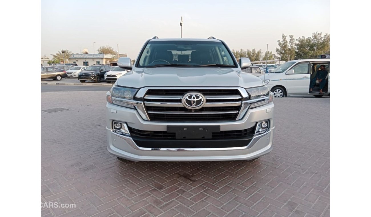 تويوتا لاند كروزر TOYOTA LAND CRUISER RIGHT HAND DRIVE (PM1424)