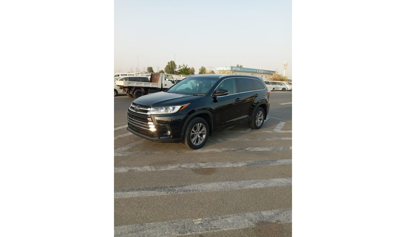 تويوتا كلوجير TOYOTA KLUGER 2014 MODEL COLOUR BLACK GOOD CONDITION ONLY FOR EXPORT