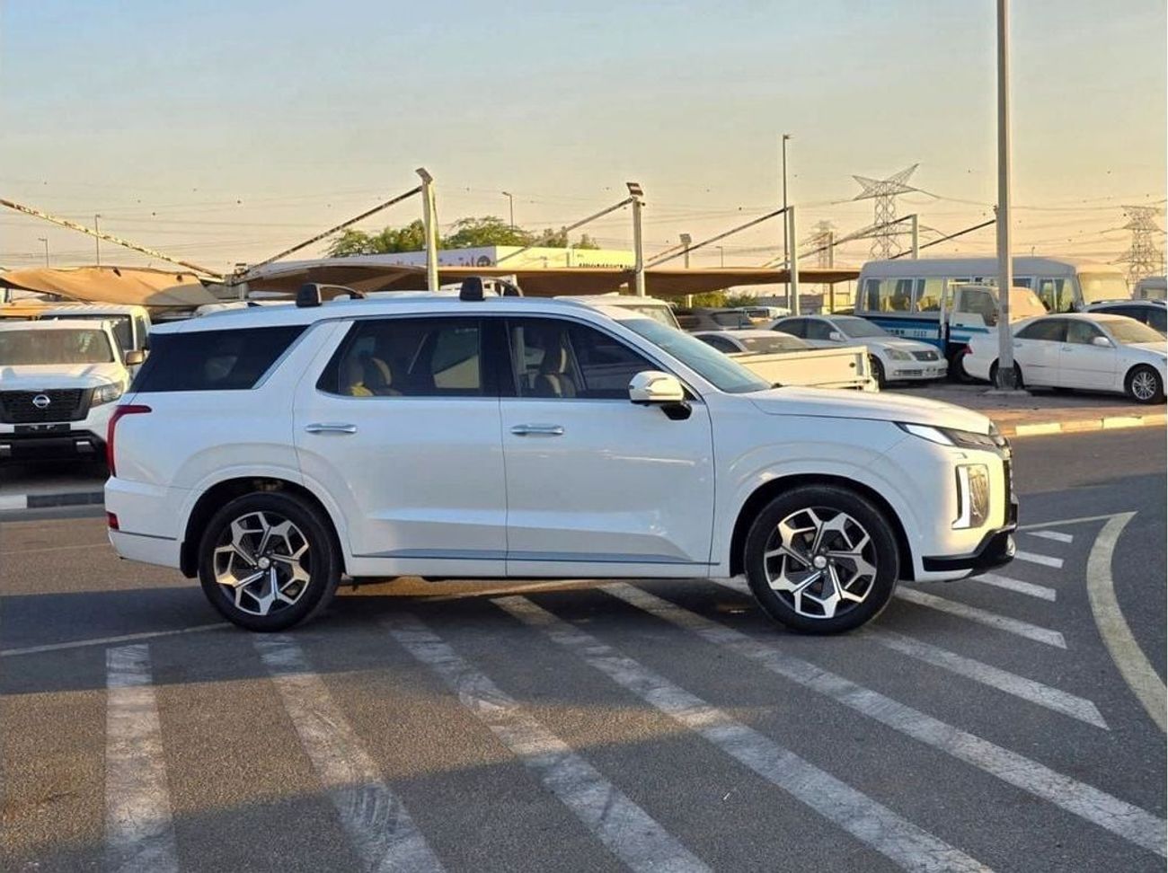 هيونداي باليساد Premium - Nappa 3.8L Premium - Sport 3.8L