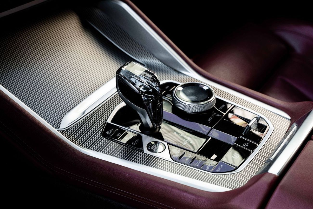 بي أم دبليو X6 Xdrive40i M-Kit | 3,525 P.M | 0% Downpayment | WARRANTY!