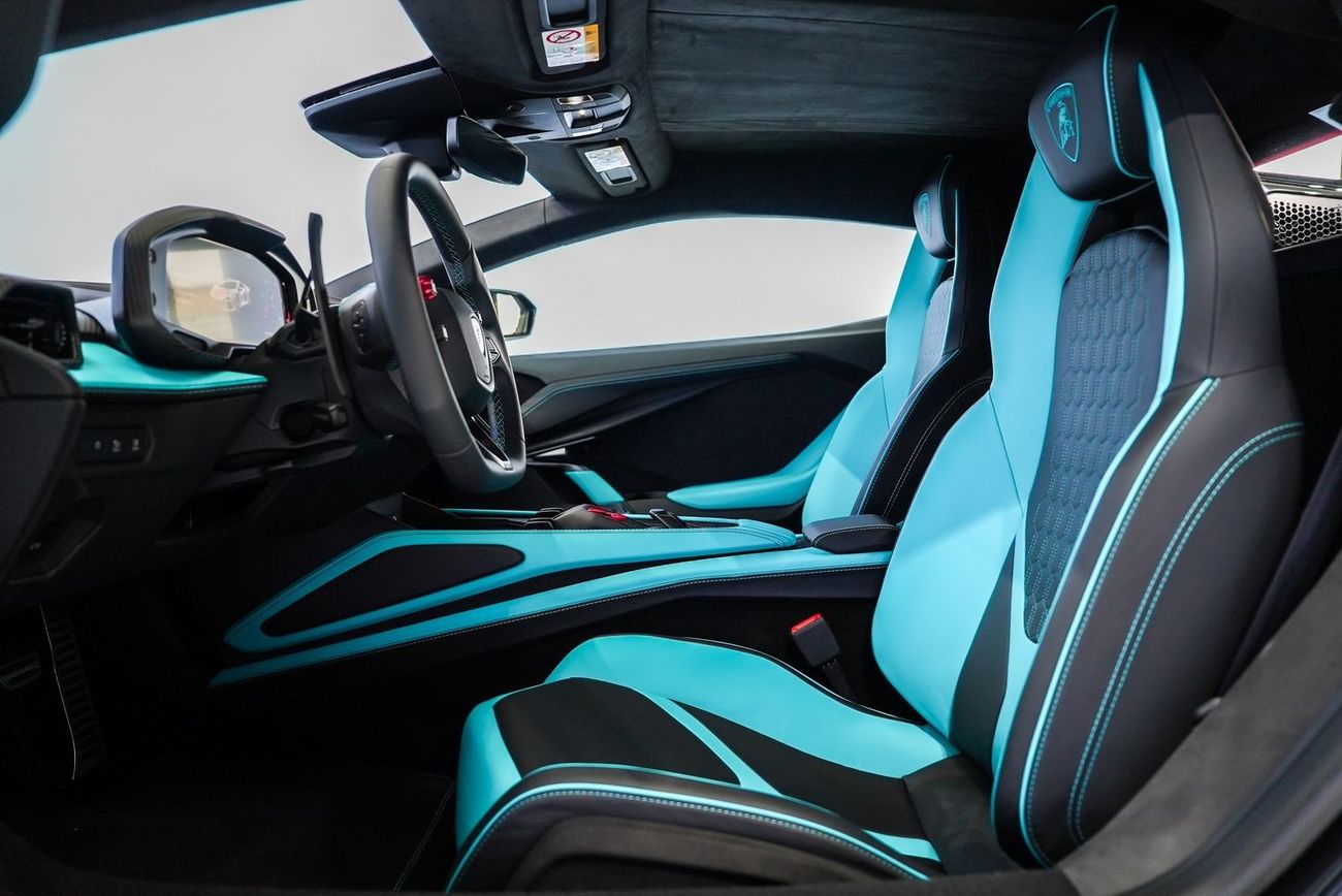 Lamborghini Revuelto 6.5L V12 Hybrid