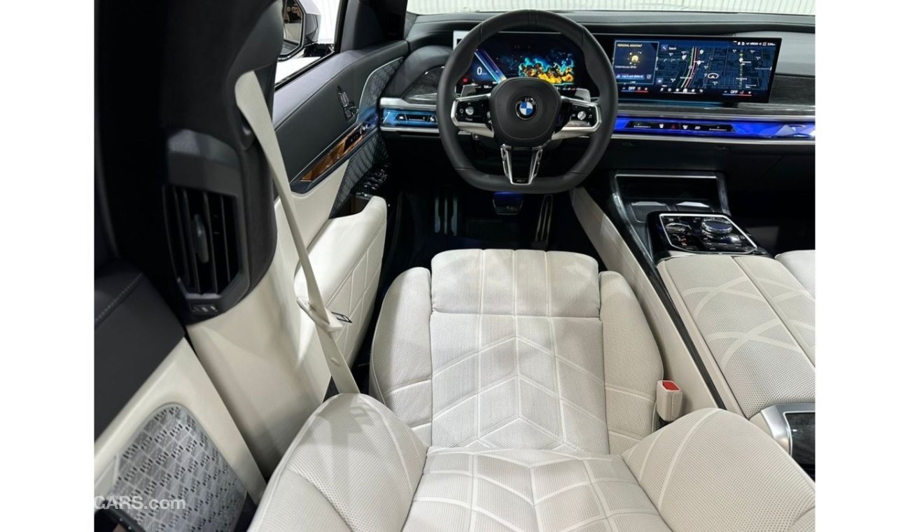 بي أم دبليو 760 2024 BMW 760i xDrive M-Sport Masterclass, 2028 BMW Warranty + Service Pack, Fully Loaded, GCC