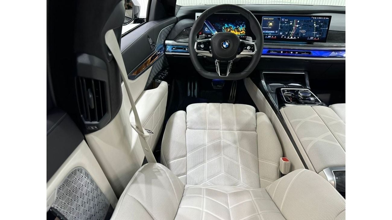 بي أم دبليو 760Li 2024 BMW 760i xDrive M-Sport Masterclass, 2028 BMW Warranty + Service Pack, Fully Loaded, GCC