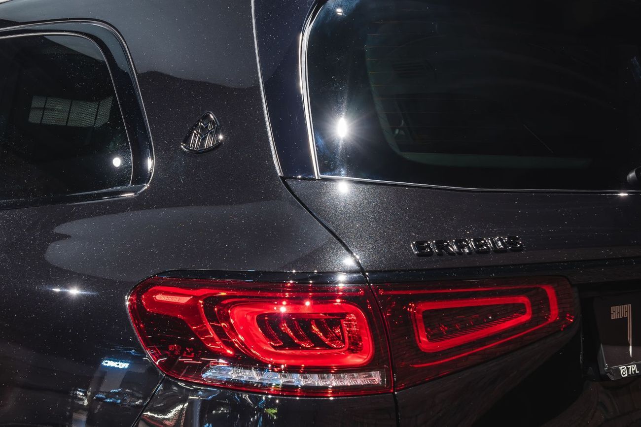 Mercedes-Benz GLS 600 E-Active Body Control + R24 Wheels + Burmester 3D + 4 seats + Coolbox + Rear displays