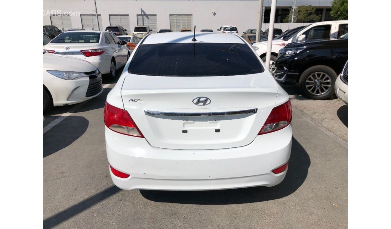 Hyundai Accent