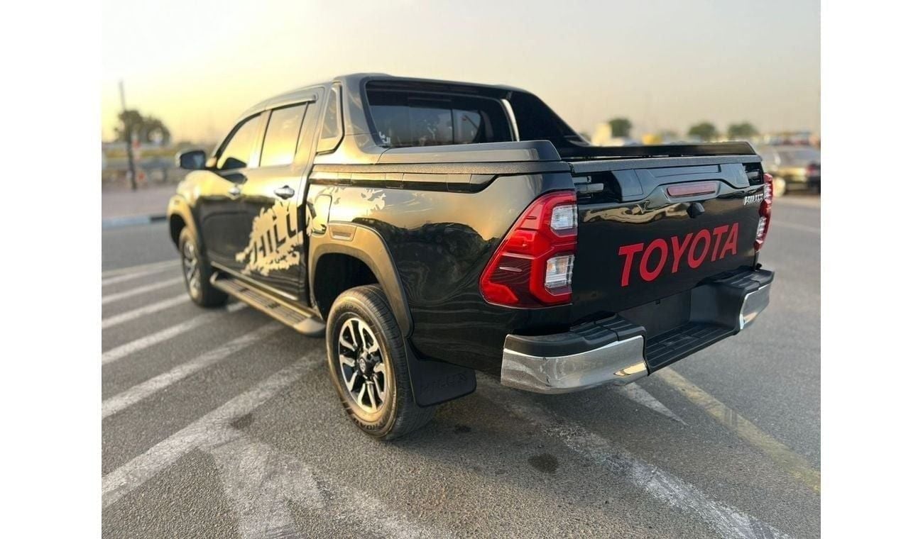 تويوتا هيلوكس 2016 TOYOTA HILUX MT FULL OPTION 2.7L V4 4X4 - 4 Wheel Drive - GOOD CONDITION