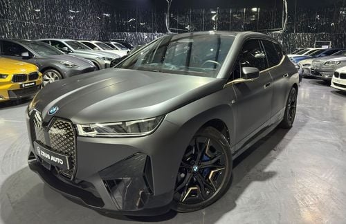 BMW iX M60 2023 BMW iX, 2030 BMW Warranty, 2031 BMW Service Pack, Fully Loaded, Very Low Kms, GCC