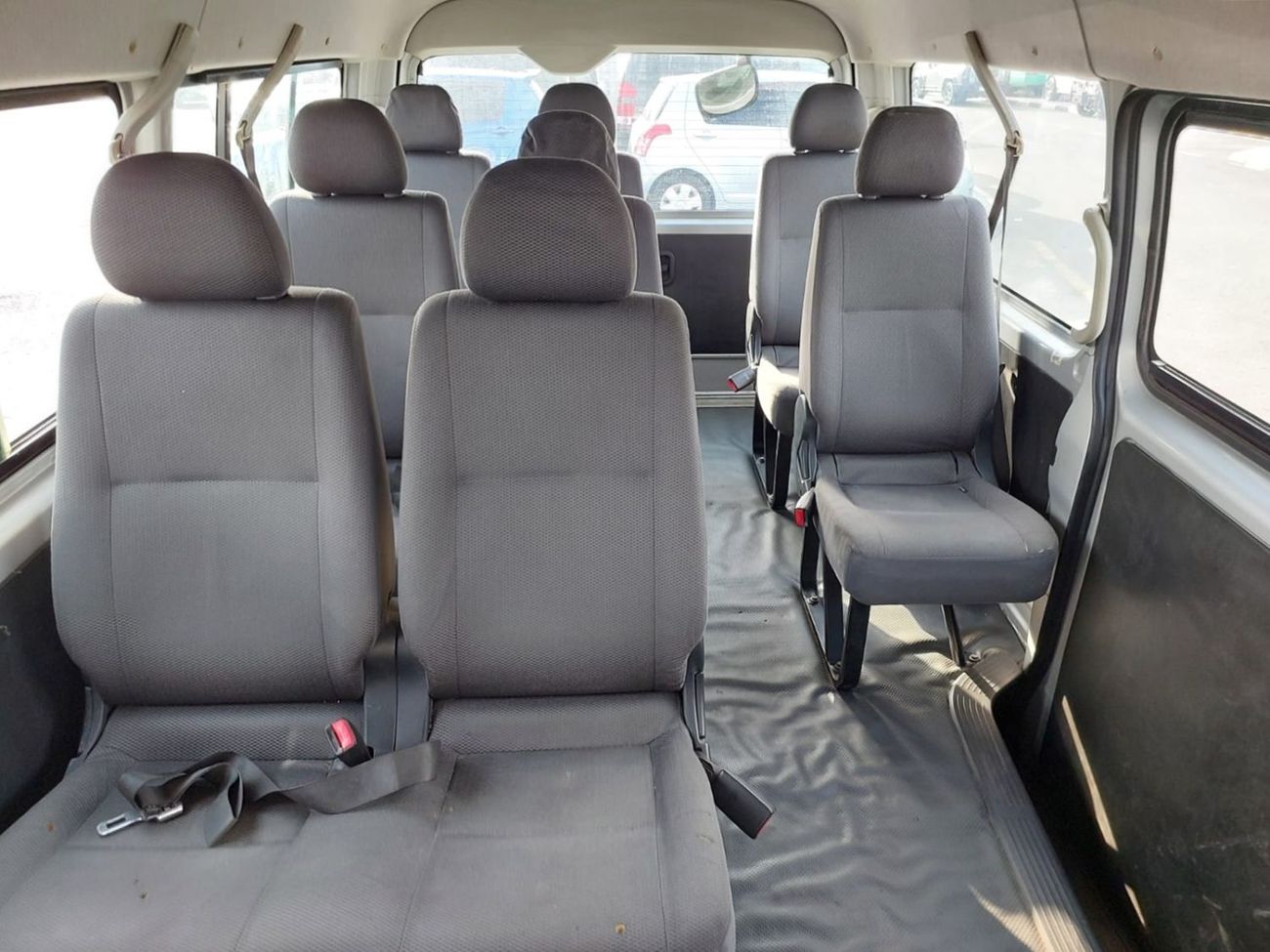 Toyota Hiace TOYOTA HIACE COMMUTER VAN RHD 2011 MODEL 2.7 L PETROL AUTOMATIC(PM24057)