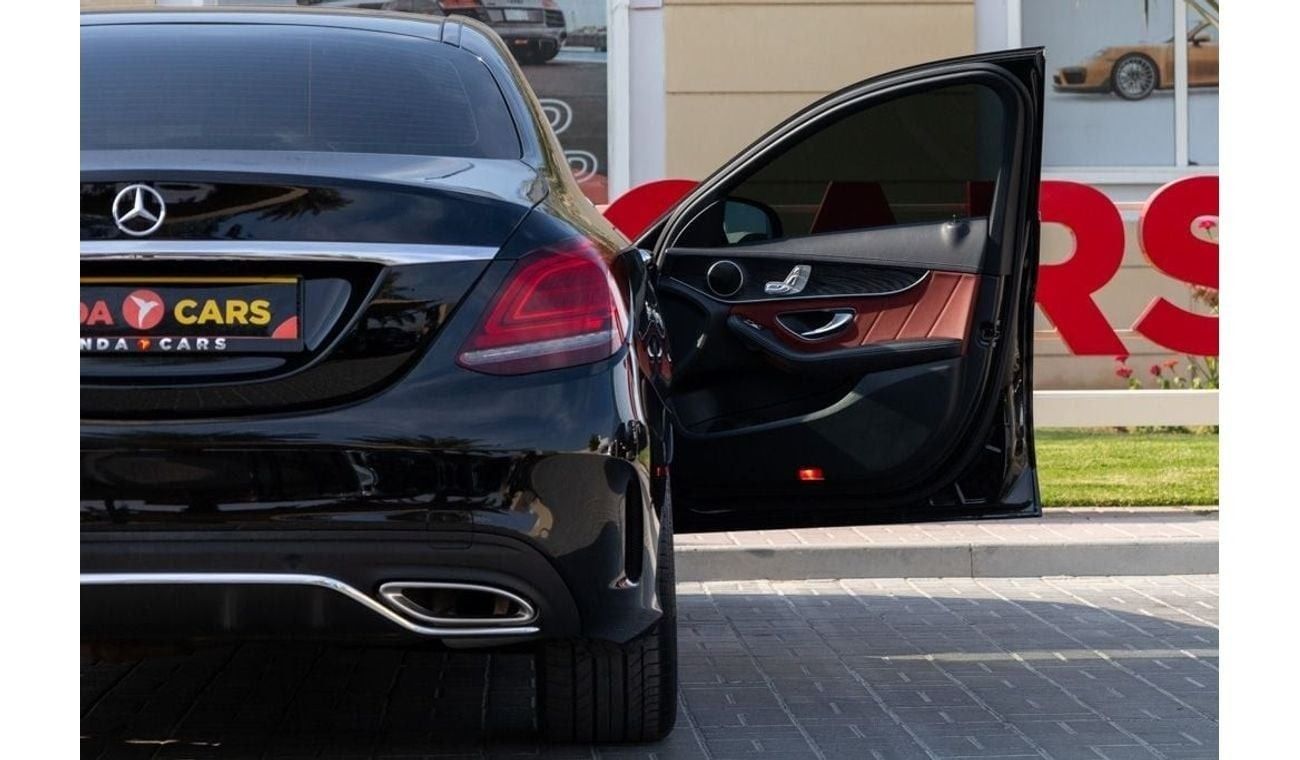 مرسيدس بنز C 200 Mercedes-Benz C200 AMG Premium + 2020 GCC under Agency Warranty and Service Contract  w