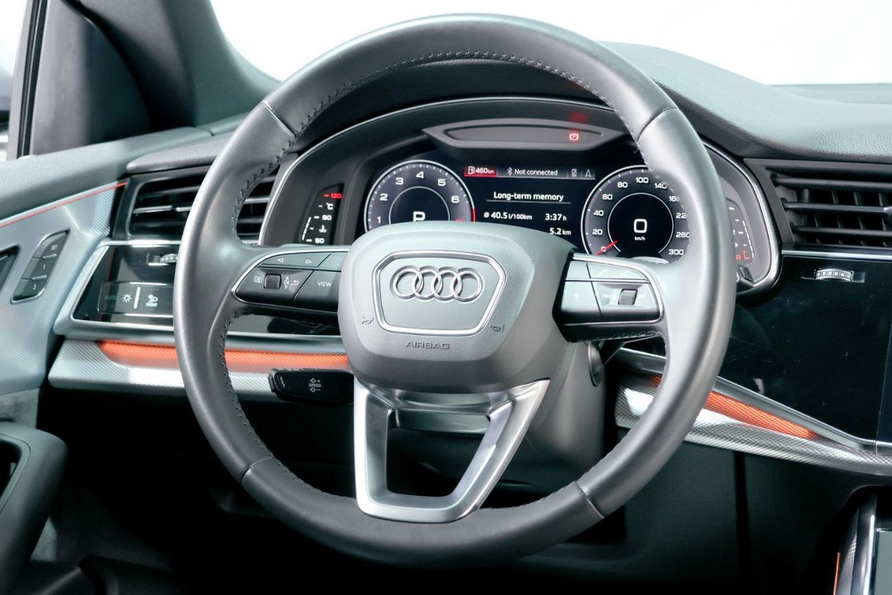 أودي Q8 55 TFSI quattro 3.0L SUV