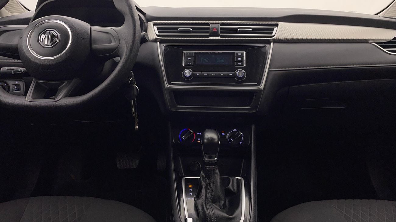 أم جي 5 STD 1.5 | بدون دفعة مقدمة | اختبار القيادة في المنزل