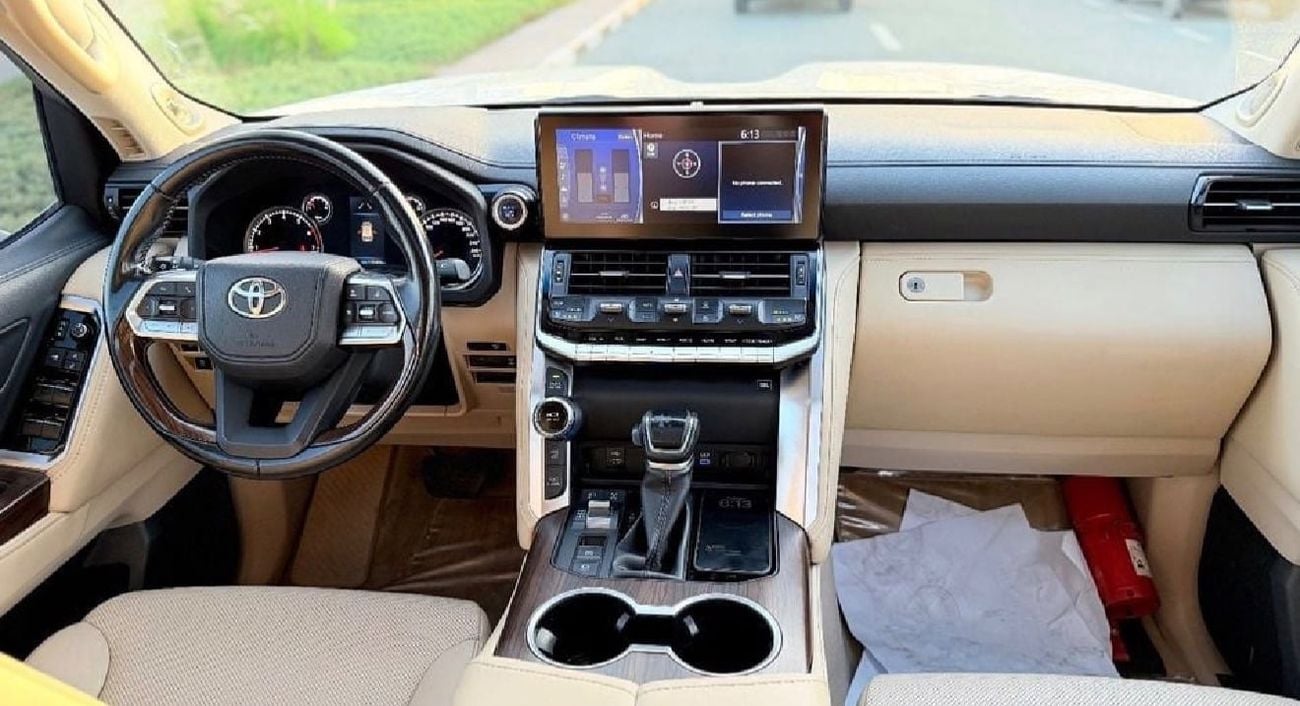 Toyota Land Cruiser GXR 2022 Model Twin Turbo 3.5L Engine GCC Specification Full Option