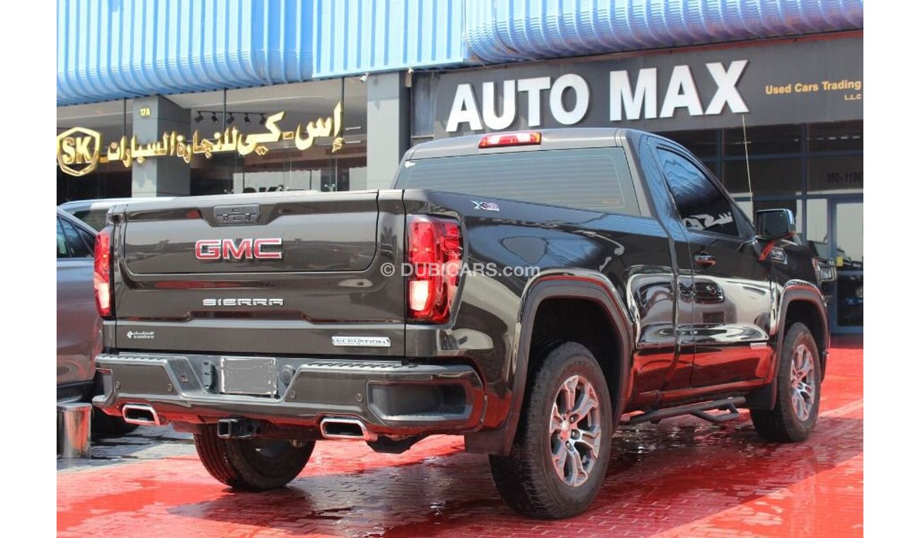 GMC Sierra (2021) PICK-UP, GCC, UNDER WARRANTY FROM LOCAL DEALER