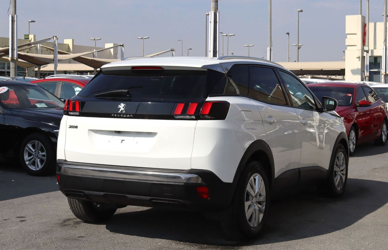 Peugeot 3008 Peugeot 3008 -2020 - GCC- Accident-free, 1.6L - in excellent condition