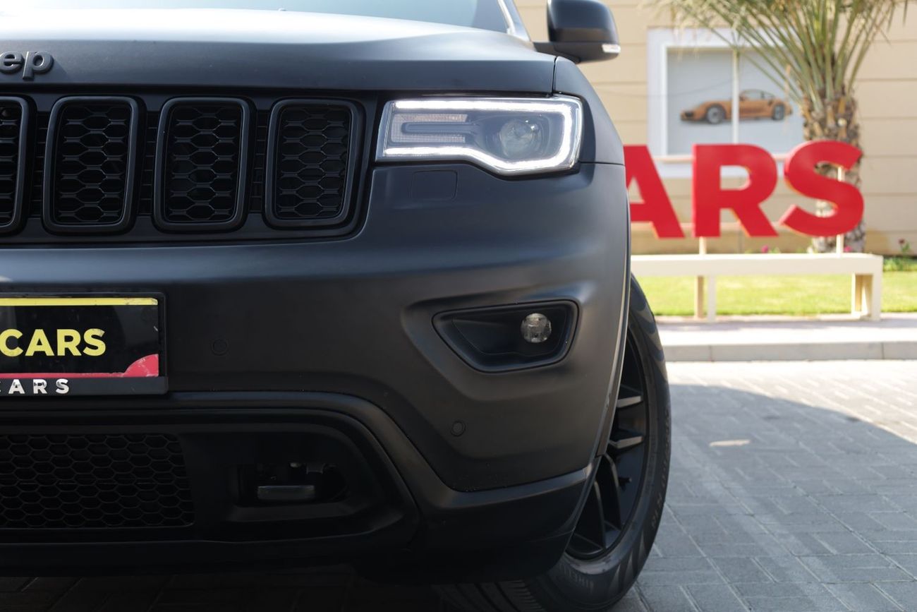 Jeep Grand Cherokee Laredo