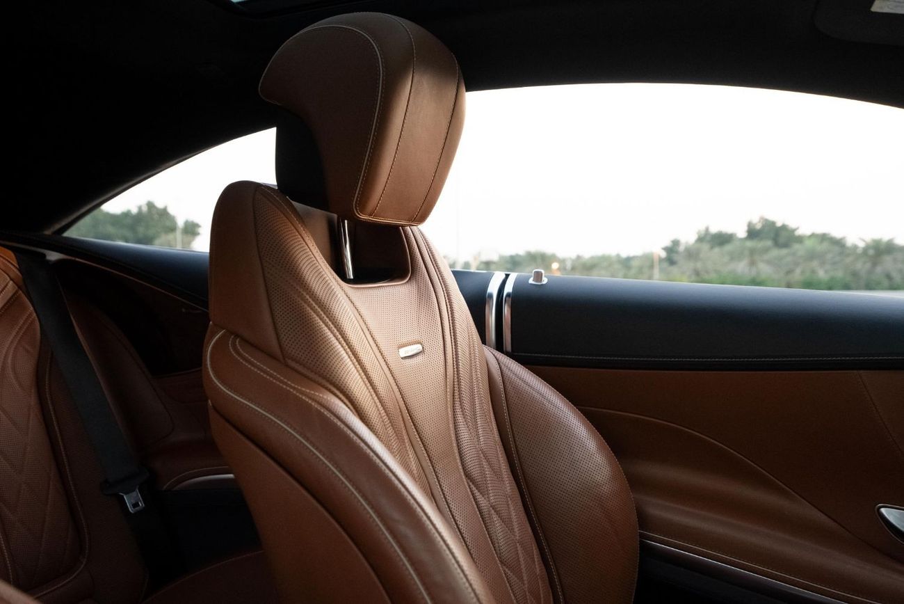 Mercedes-Benz S 63 AMG 3years warranty and2 years service Contact number 0507273386