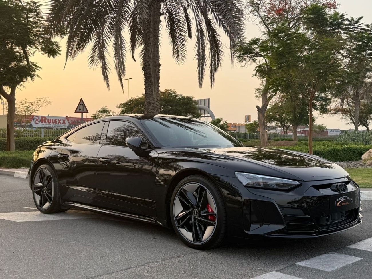 أودي اي ترون GT RS