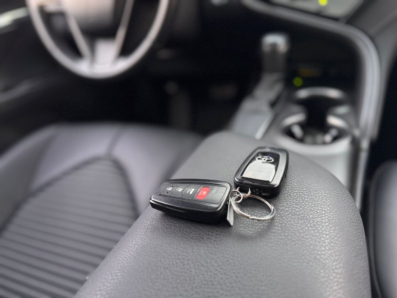 تويوتا كامري SE 2.5L (181 HP)