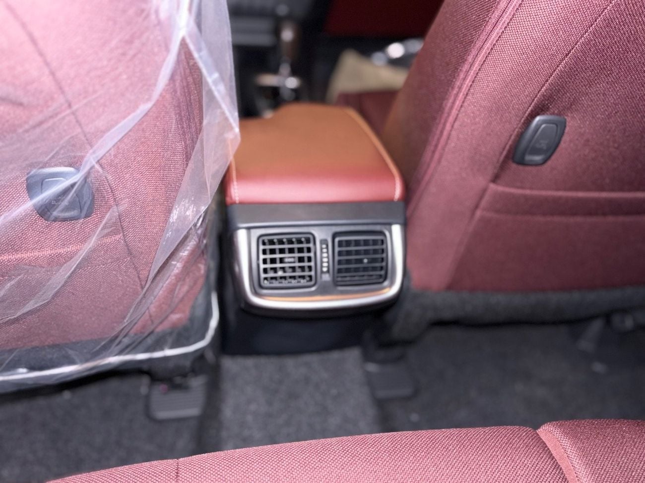 تويوتا هيلوكس HILUX VX 4.0 PETROL 2026 VX 4.0 2026 OMAN