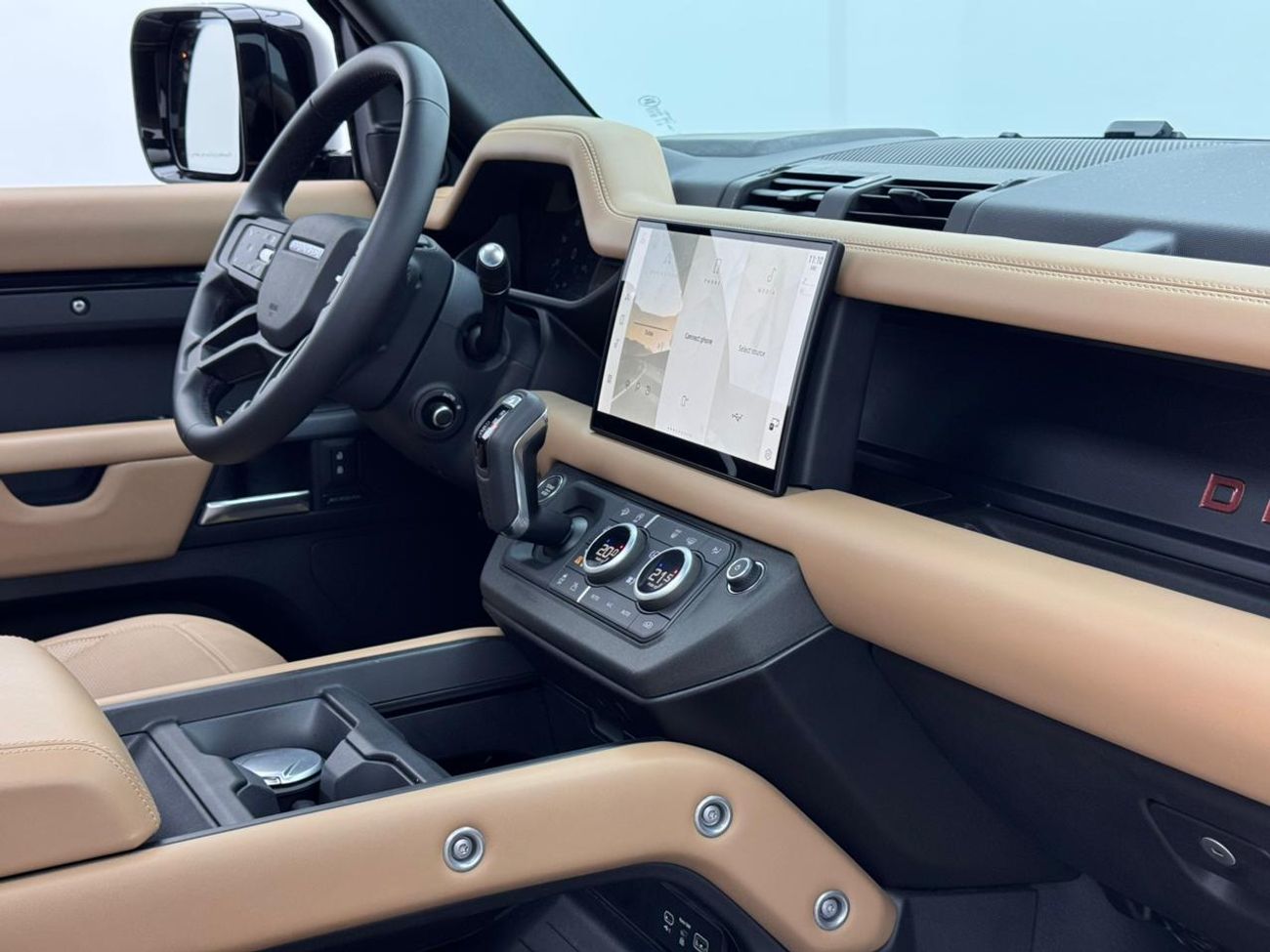 Land Rover Defender P400 110 X-Dynamic HSE 3.0L (5 Seater) 2025 Land Rover Defender P400 HSE 110 X-Dynamic HSE, 2030 Lan