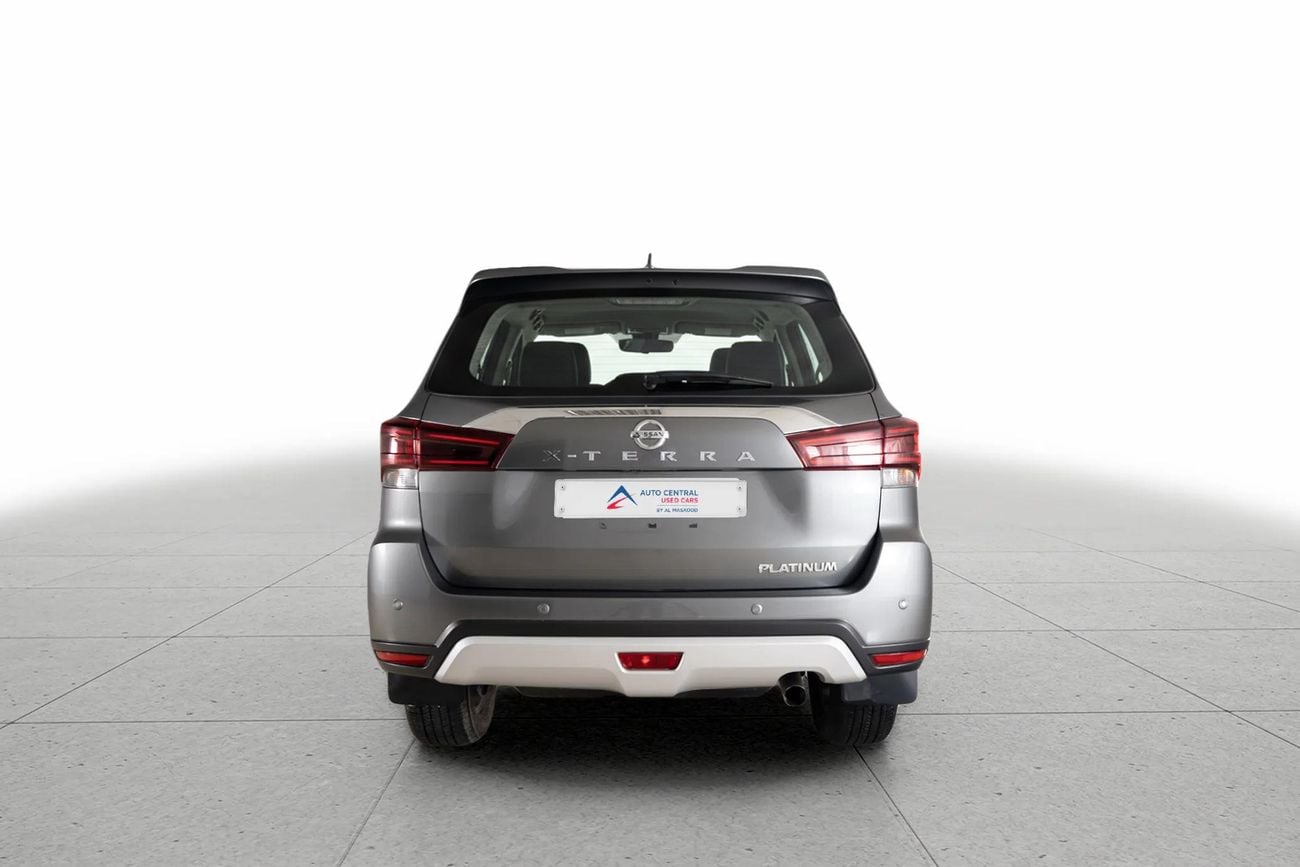 Nissan XTerra Platinum 2.5L 4WD PLATINUM 2.5
