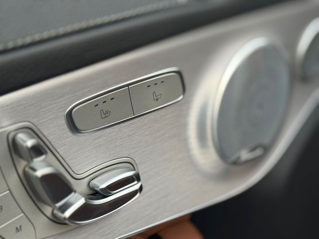 مرسيدس بنز سي 43 ايه ام جي Std 3.0L