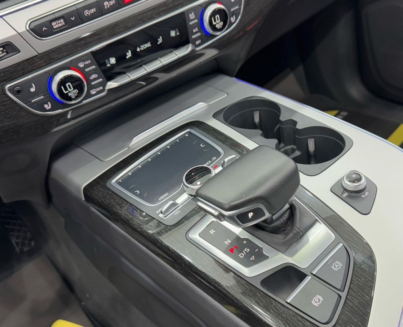 أودي Q7 55 TFSI quattro 3.0L 2019 Audi Q7 V6 55 TFSI Quattro, 1 Year Warranty, Agency Full Service History,