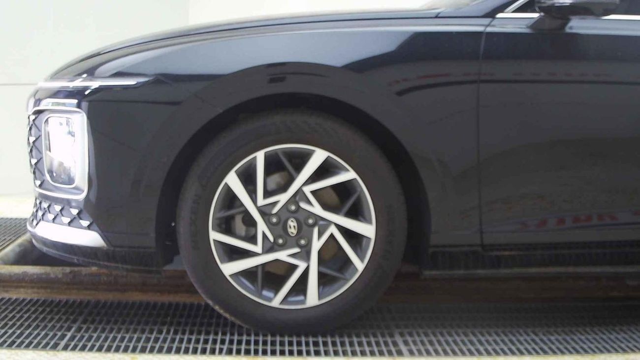 هيونداي أزيرا 2023 HYUNDAI GRANDEUR (AZERA) 2.5CC EXCLUSIVE