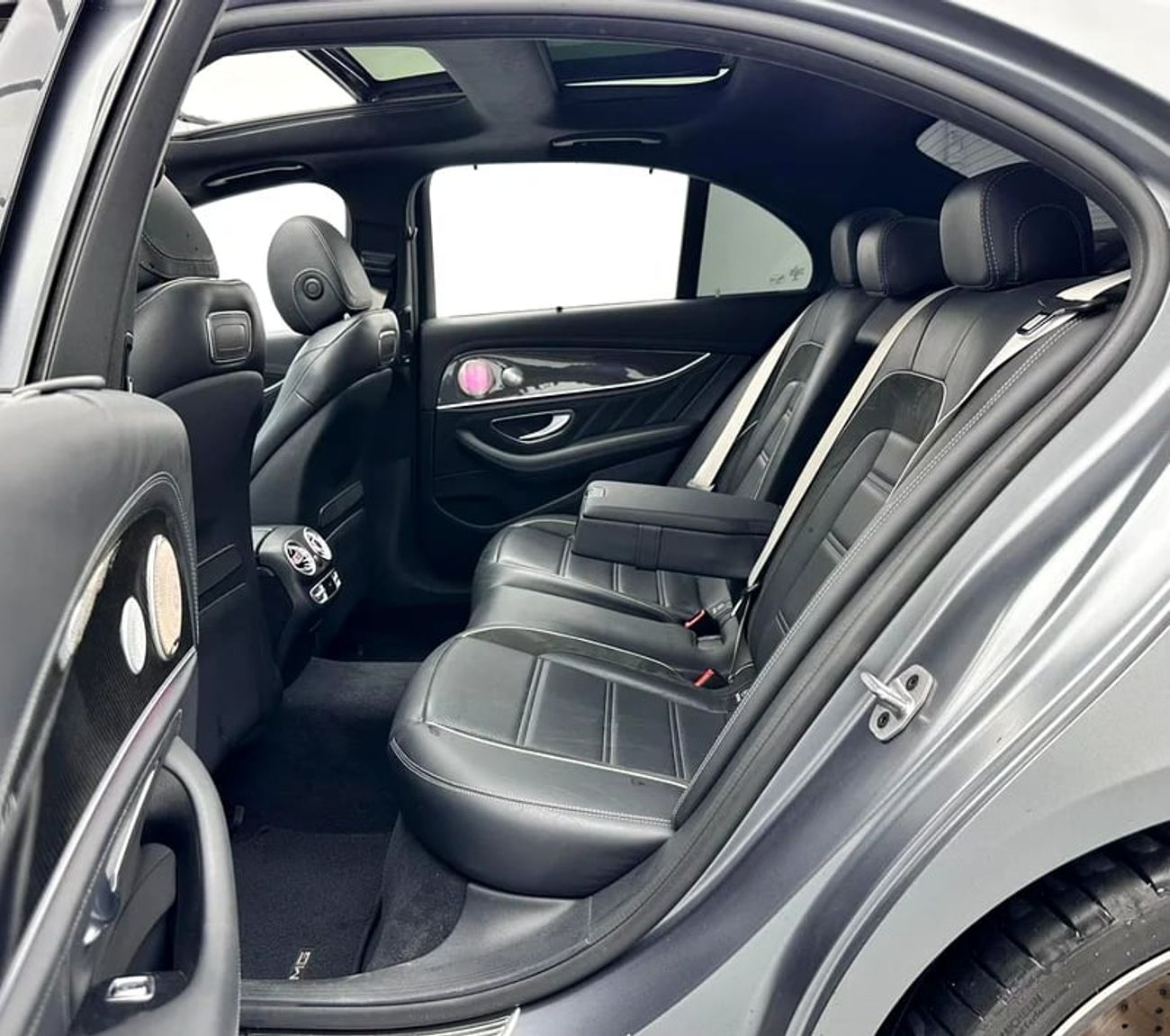 Mercedes-Benz E 63S 4MATIC+ 4.0L