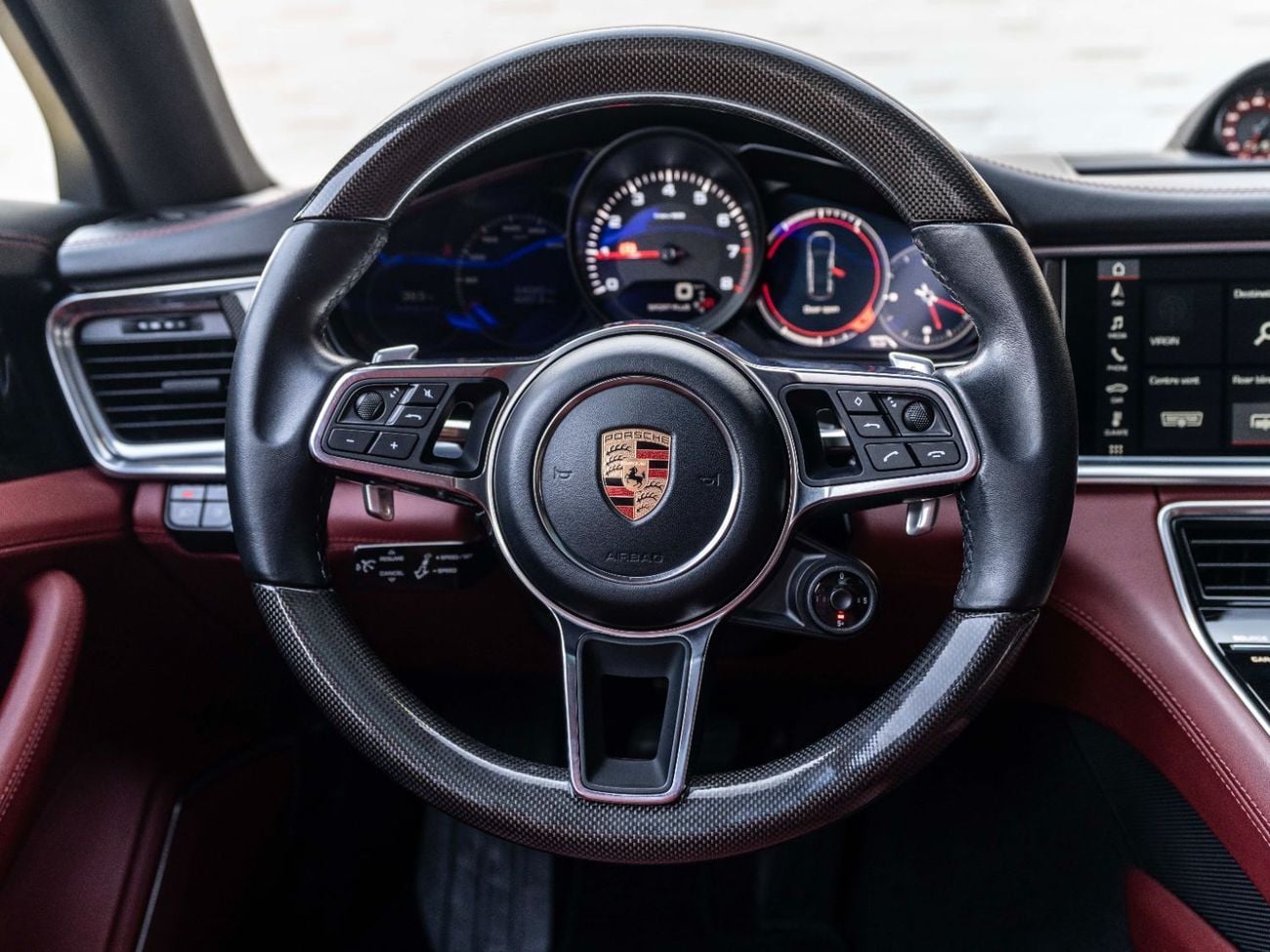 Porsche Panamera TREND Std 3.0L (325 HP)