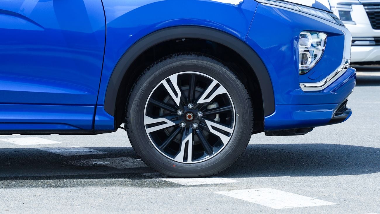 ميتسوبيشي إكلبس كروس