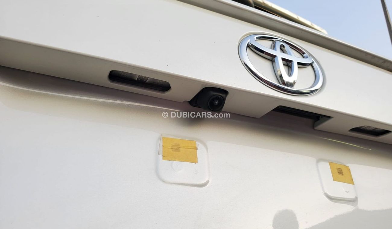 Toyota RAV4 2.0L petrol AWD A/T White color