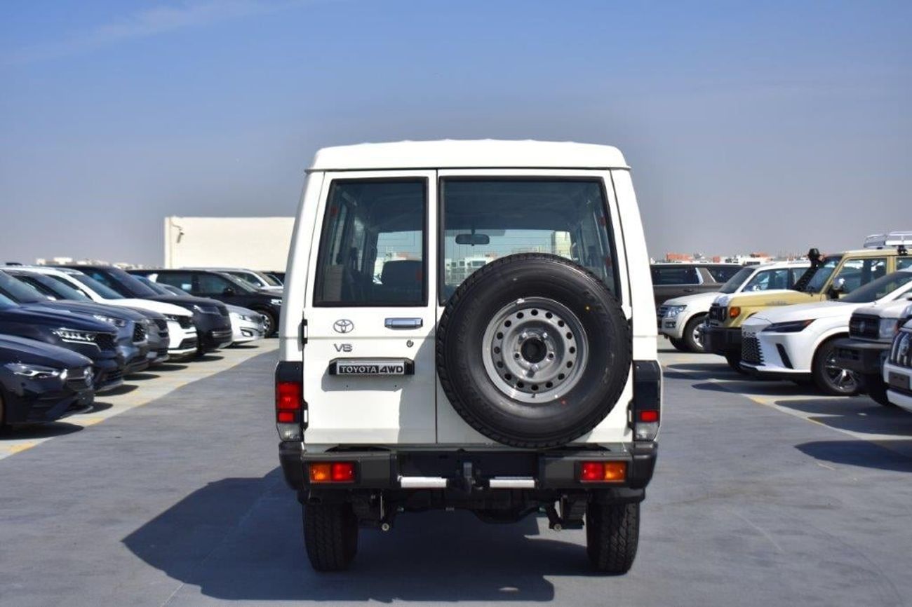Toyota Land Cruiser 70 2024 TOYOTA LC 78 HARDTOP V8 4.5L TURBO DIESEL MT