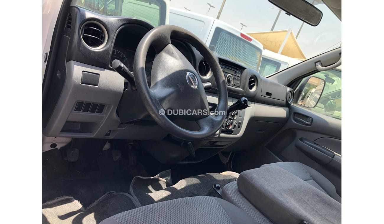 Nissan Urvan Nv350 passenger van,model:2014