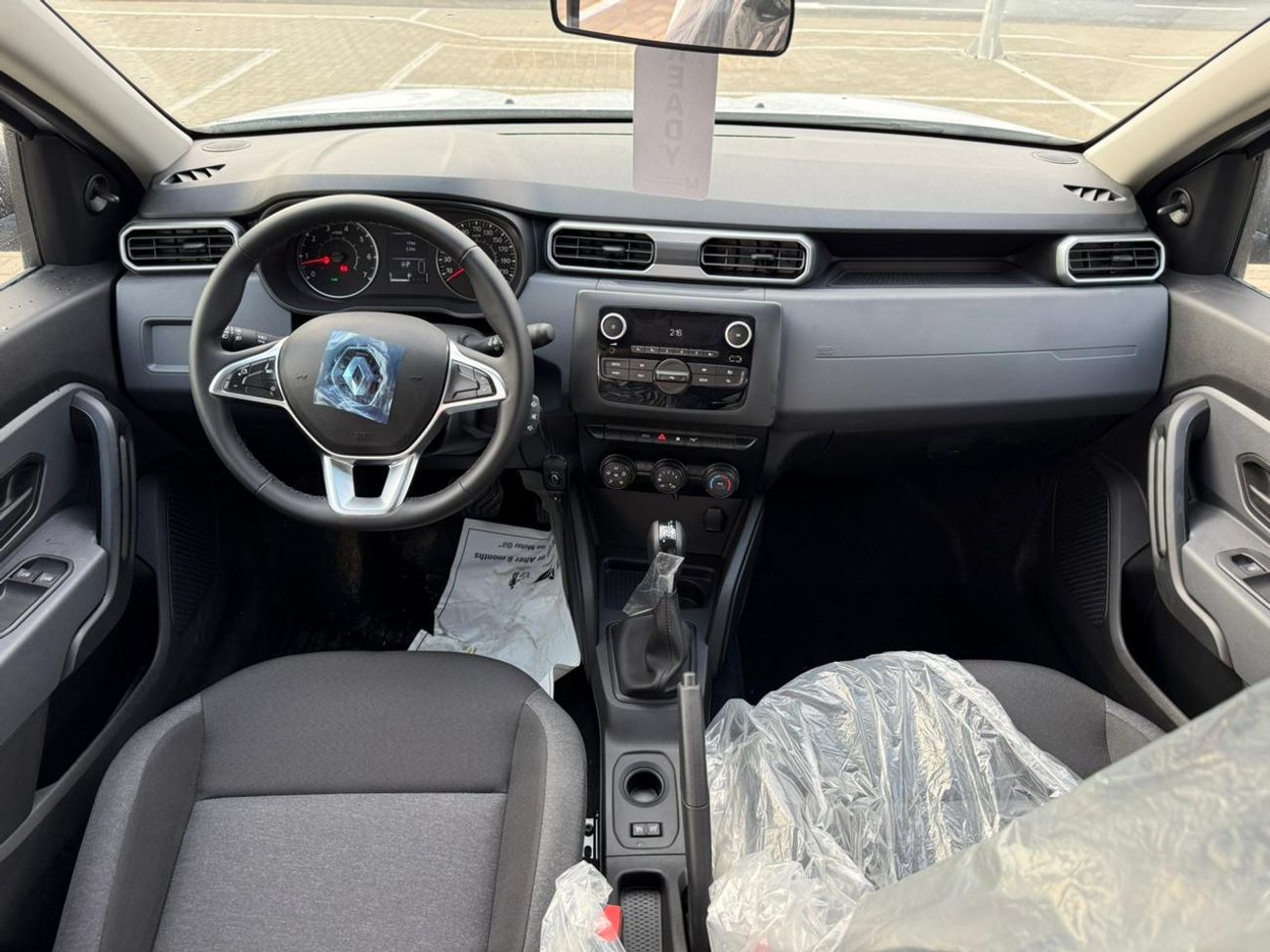 رينو داستر 1.5L Basic Option Petrol A/T