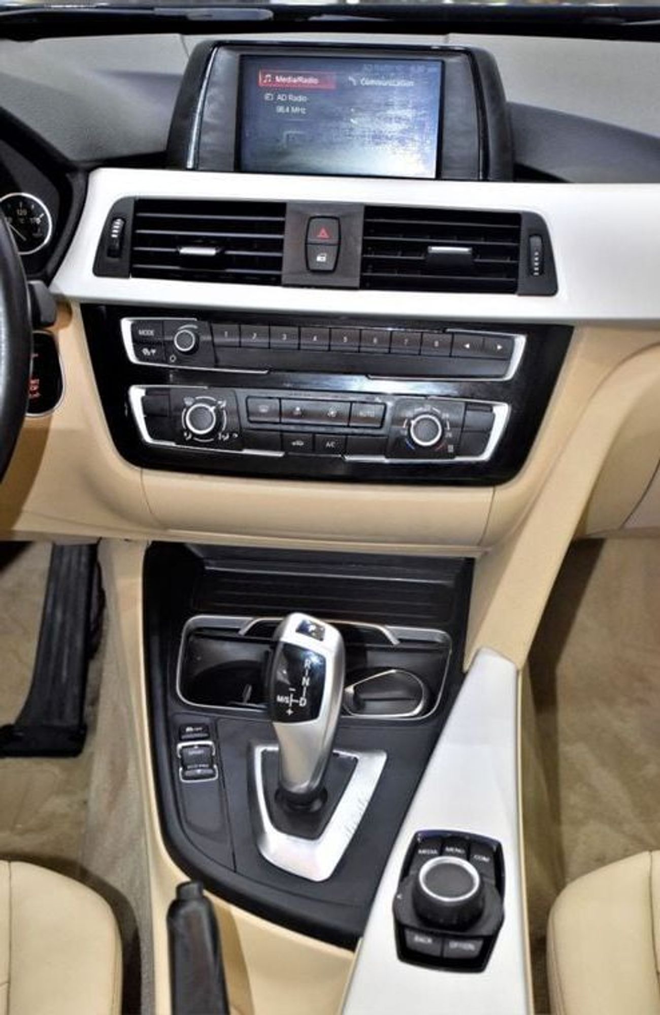 BMW 318i EXCELLENT DEAL for our BMW 318i ( 2016 Model ) in Black Color GCC Specs