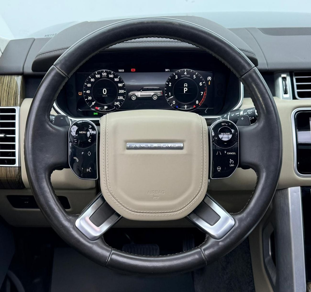 لاند روفر رينج روفر VOGUE 2019 Range Rover Vogue LE LWB, Warranty, Full RR Service History, Fully Loaded, GCC