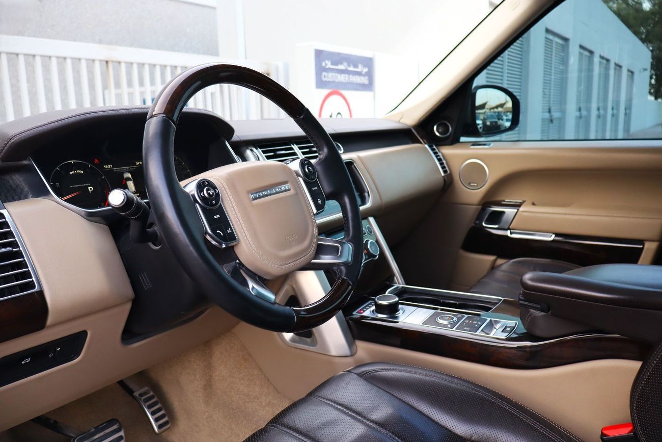 Land Rover Range Rover Vogue SE 5.0L