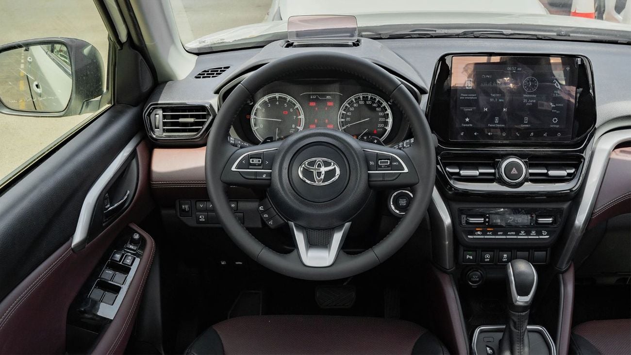 Toyota Urban Cruiser 2025 Toyota Urban Cruiser GLX 1.5L AT Petrol (White)