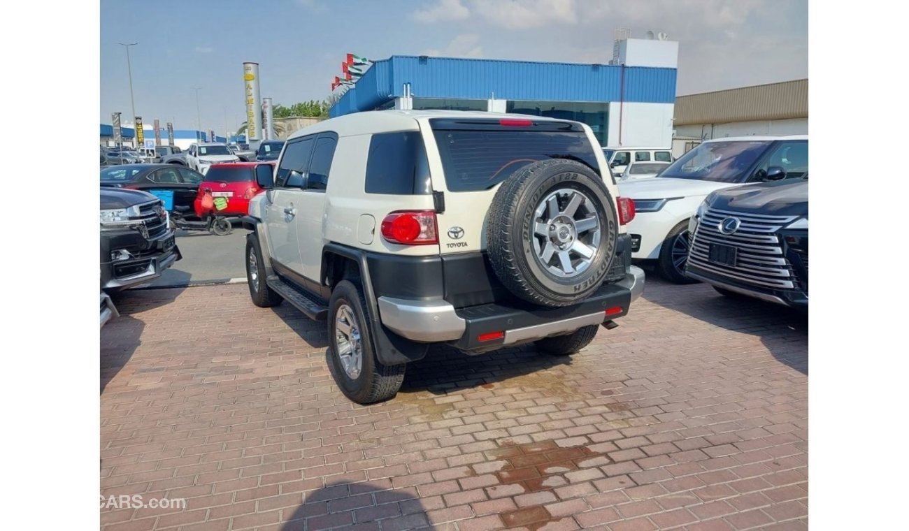 Toyota FJ Cruiser SERVICE CONTRACT 60000KM WARRANTY ALFUTTAIM