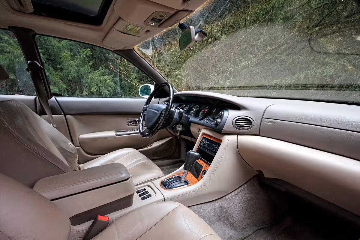 Mazda 929 interior - Cockpit