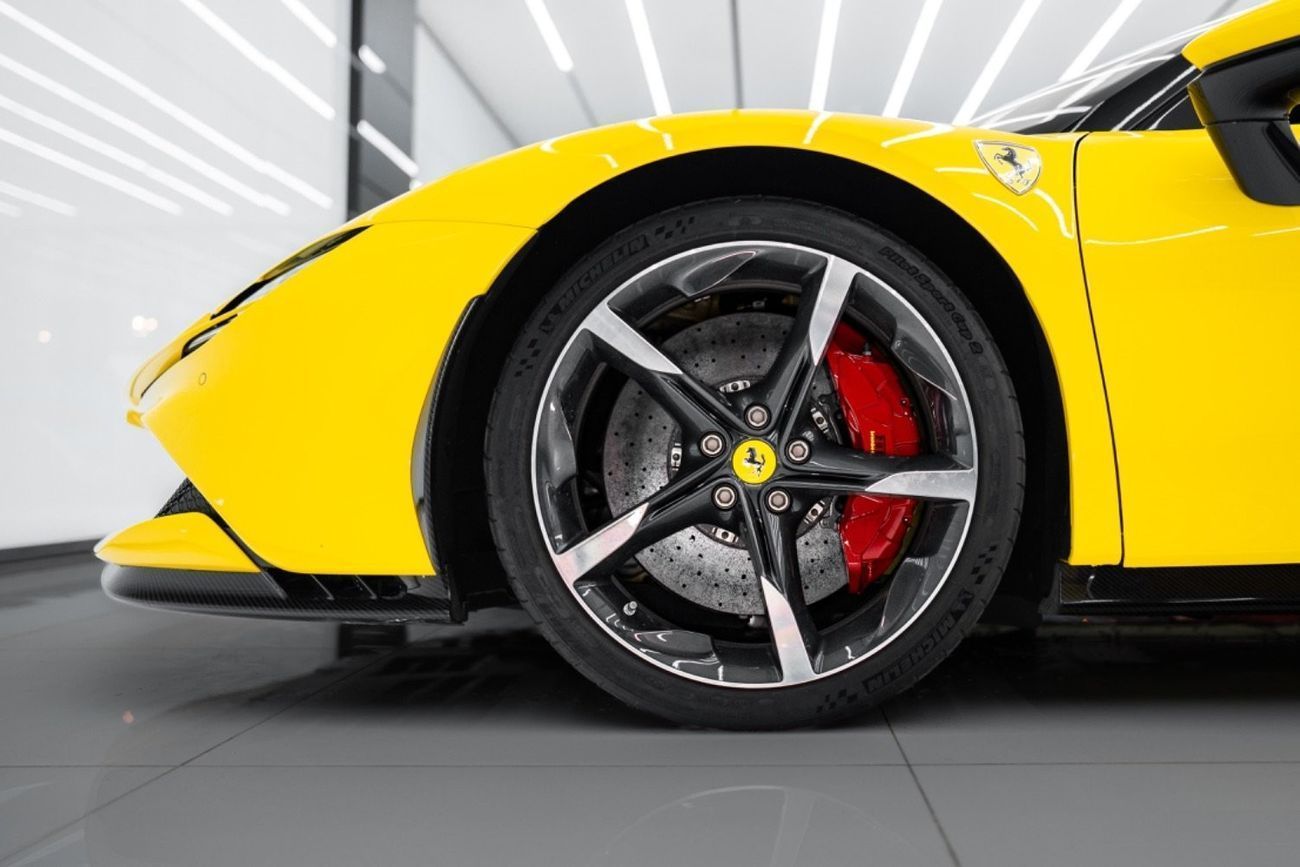 فيراري SF90 ستراديل SF90 STRADALE | WARRANTY | CARBON INTERIOR | TWO-TONE BODYWORK | RED BRAKE CALLIPERS.
