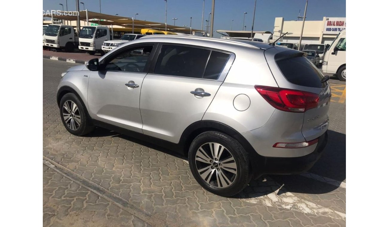 Kia Sportage Kia sporteg 2014 gcc panorama for sale